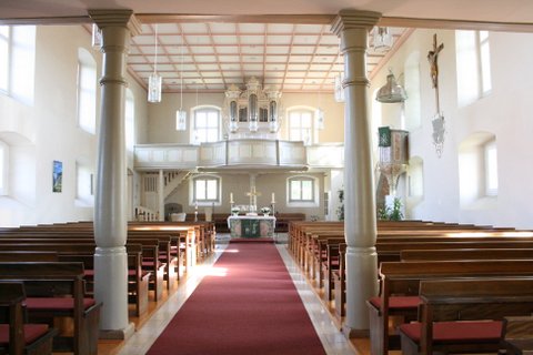 Innenraum der Bergkirche